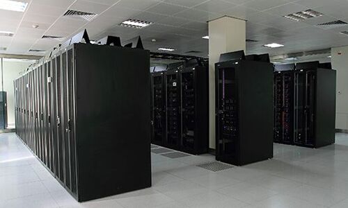 <b>數據中心機房機架式UPS如何配置合適的UPS電源?</b>