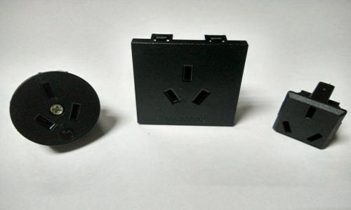 <b>UPS電源插座和普通市電插座有什麽區別</b>
