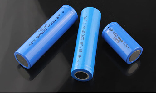 <b>鋰離子電池的正極為什麽用鋁箔,而負極用銅箔?</b>