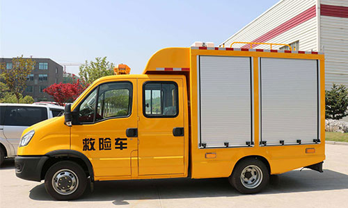 <b>大香蕉啪啪啪車載UPS電源在特種車指揮車上的解決方案</b>